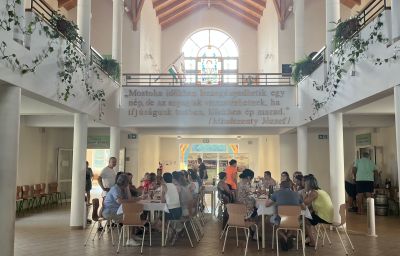 Krisztus szeretetének alázatos és örömteli tanúi...