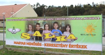 Testvérünknek tekintsünk...
